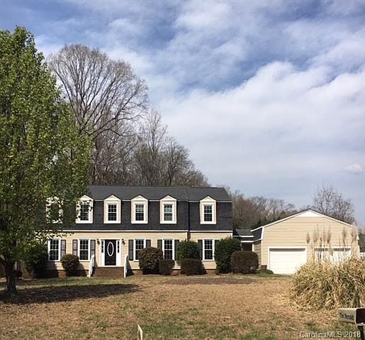1st image of 3112 Devonshire Dr