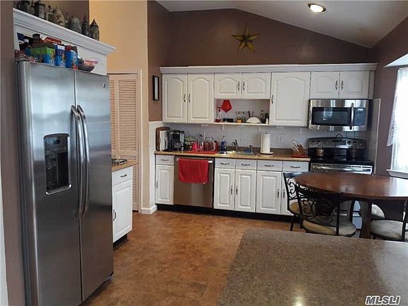 5th image of 116 Waldorf Dr