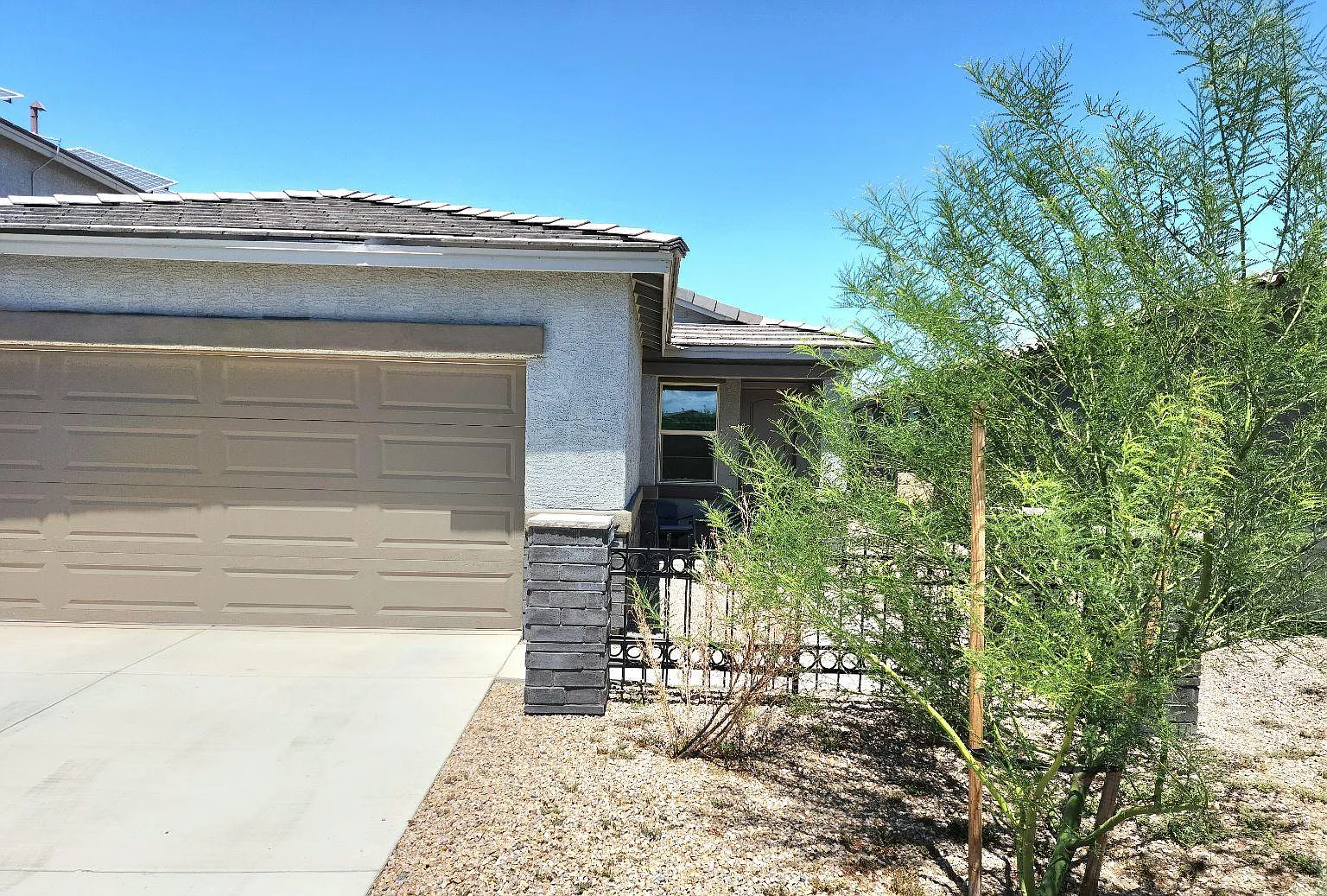 10668 W Dickerson Dr — Photo 3