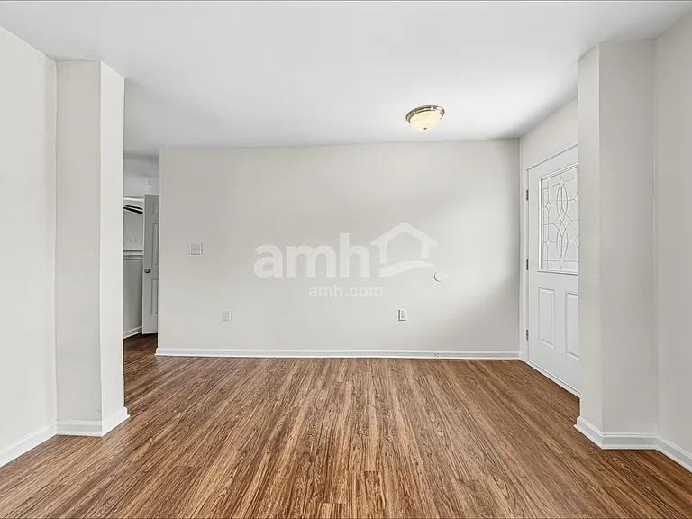 2848 Tall Oaks Dr — Photo 7