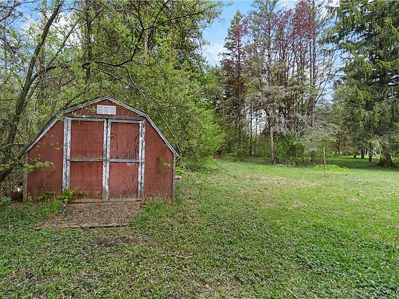 5th image of 4155 Makyes Rd