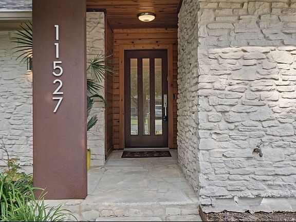 2nd image of 11527 Heathrow Dr