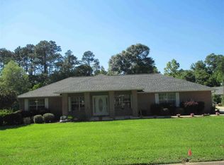 6947 Cedar Lake Dr, Pensacola, FL 32526