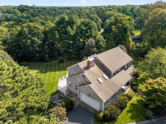 2nd image of 122 Country Club Road