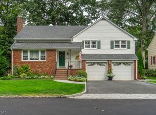 424 Manor Ave, Cranford, NJ