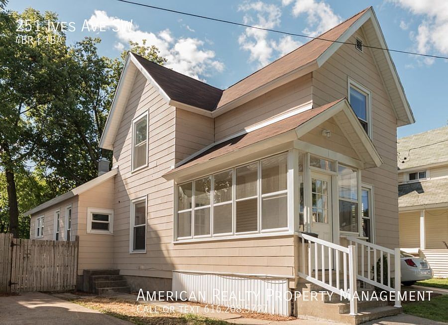 1st image of 251 Ives Ave SW