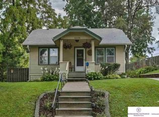 6026 Manderson St, Omaha, NE 68104