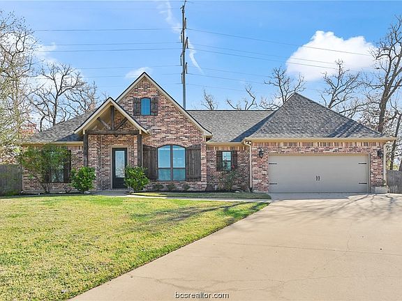 2nd image of 304 Stoney Hills Ct