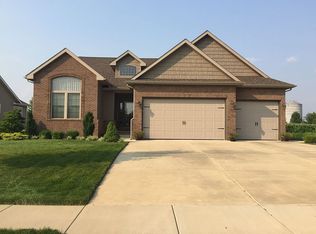 4705 Greenbriar Dr, Springfield, IL 62711