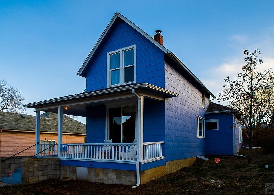 1st image of 606 W Baca St