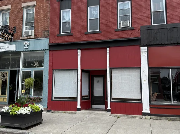 15 N Lake Ave, Bergen, NY