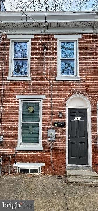 1st image of 528 S Claymont St