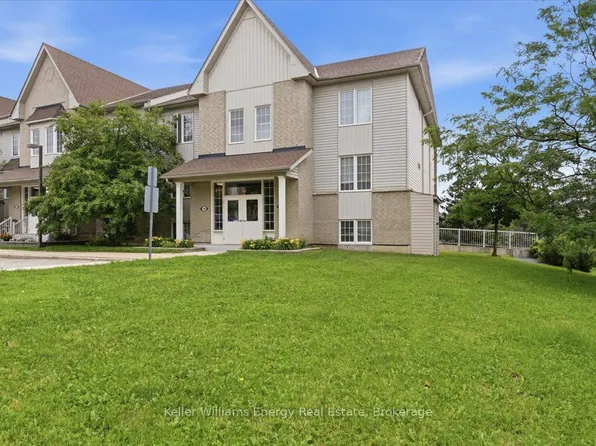 56 Petra Way #1, Whitby, ON L1R 0A4
