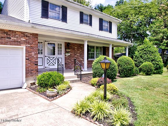 3rd image of 2321 Bradford Dr