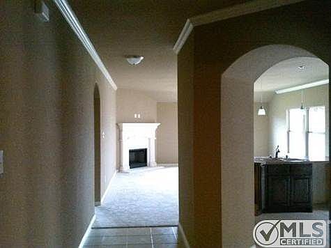 5th image of 219 Creekwood Dr
