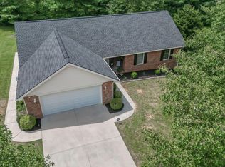 218 Summit Pointe Dr, Somerset, KY 42503
