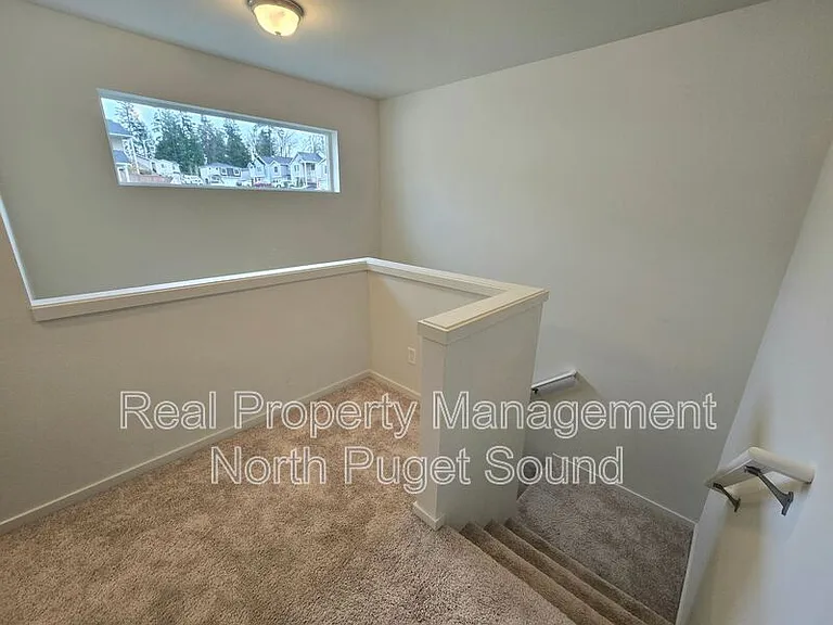 4306 68th Dr NE — Photo 7