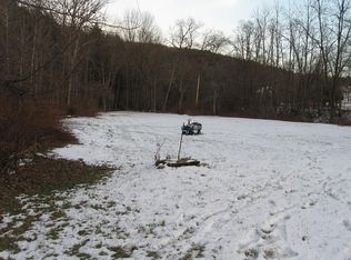 24 Lightning Bug Rd, Cummington, MA 01026