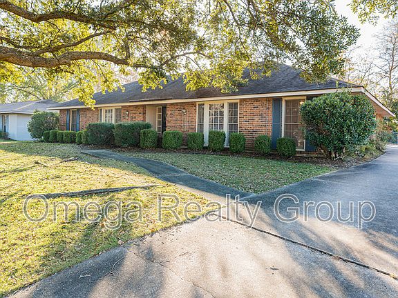 2nd image of 3461 Sommerville Dr
