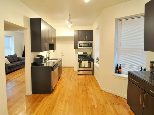 1121 N Campbell Ave APT 1, Chicago, IL 60622