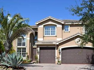 19590 Estuary Dr, Boca Raton, FL 33498