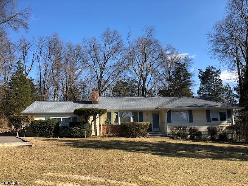2nd image of 108 Mountainside Ln