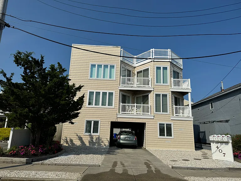 407 36th St S #3 — Photo 29