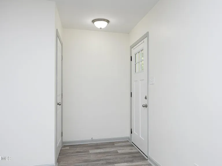 3017 Wedgedale Ave — Photo 12