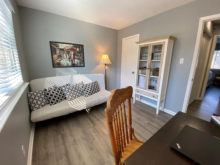 10401 Burmaster Ln #A — Photo 14