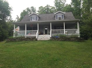501 Bell Mountain Rd, Greenfield Township, PA 18407