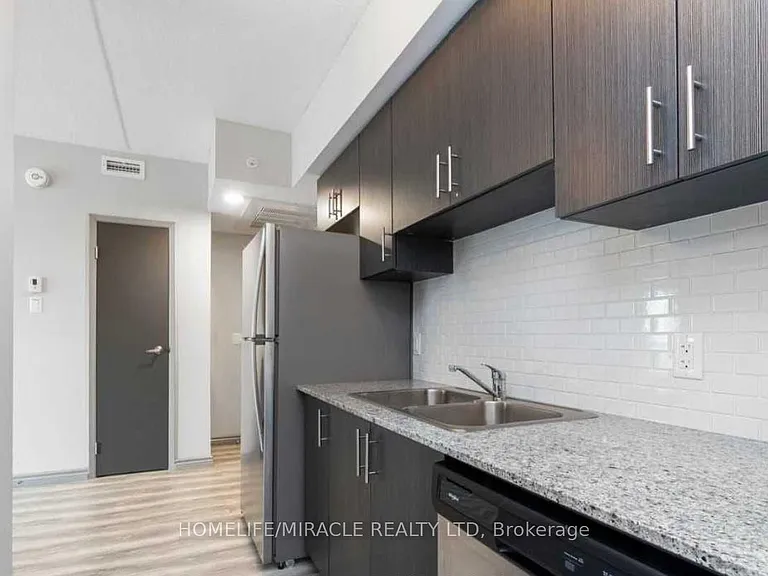 275 Larch St E #407A — Photo 10