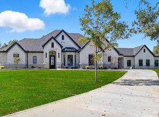 1040 Andy Ranch Ct, Azle, TX 76020