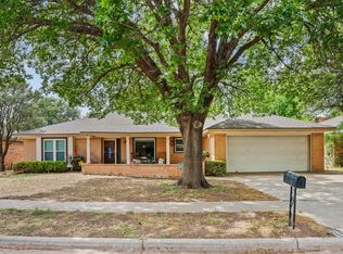 8012 Raleigh Ave, Lubbock, TX 79424