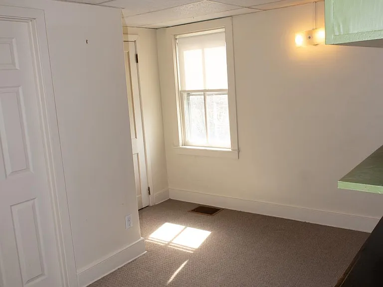 1489 S Old Bethlehem Pike — Photo 12