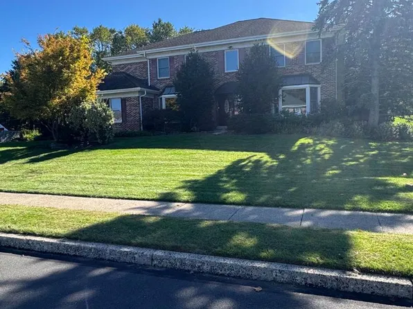 567 Constitution Rd, Lansdale, PA 19446