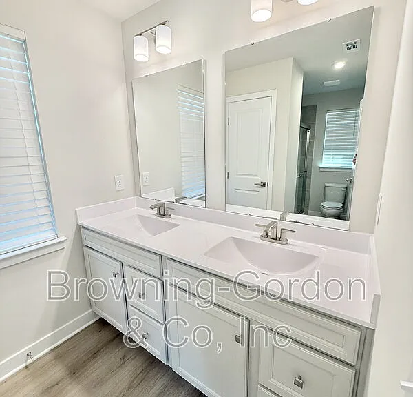 321 Brightsmith Ln #A — Photo 9