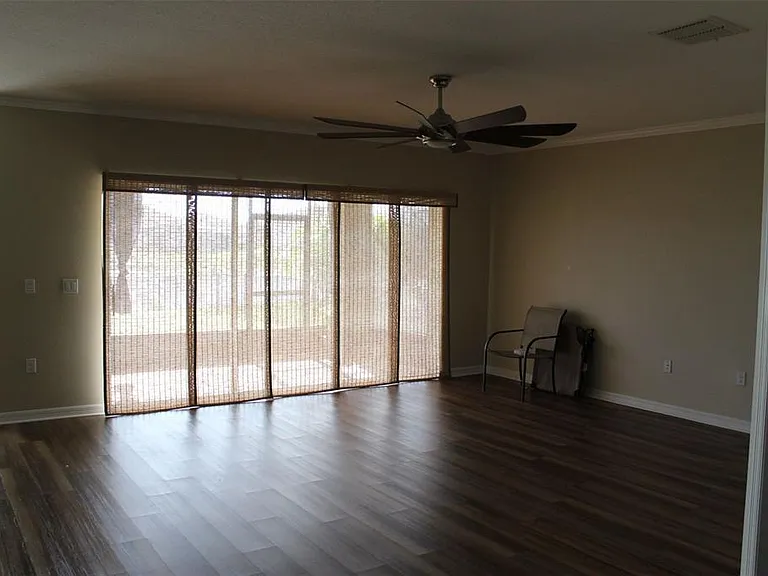 1408 Lanier Point Pl — Photo 10