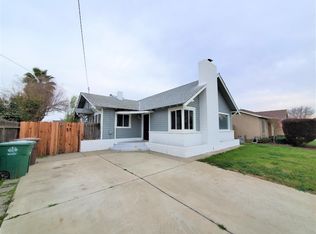 1098 Mehlert St, Kingsburg, CA