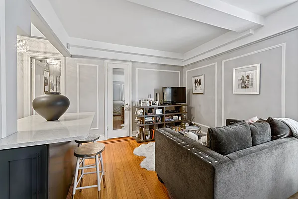 Sold by Compass | media 1