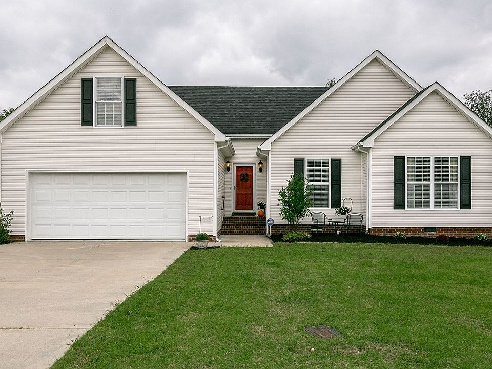 1st image of 850 Fleming Farms Dr