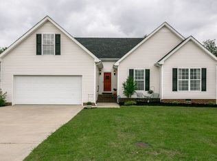 850 Fleming Farms Dr, Murfreesboro, TN 37128