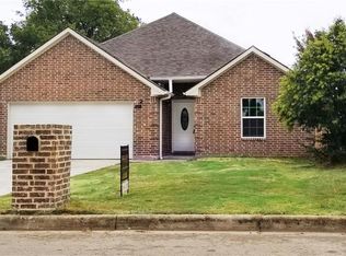 1618 E Arlington Ave, Fort Worth, TX 76104