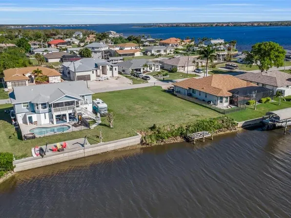 5142 Latham Ter #82, Pt Charlotte, FL 33981