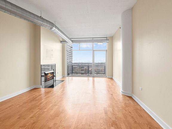 4th image of 1305 S Michigan Ave APT 1702