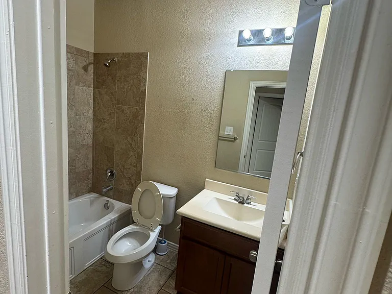 728 Olaf Dr — Photo 45