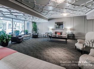 2368 N Clark St, Chicago, IL 60614
