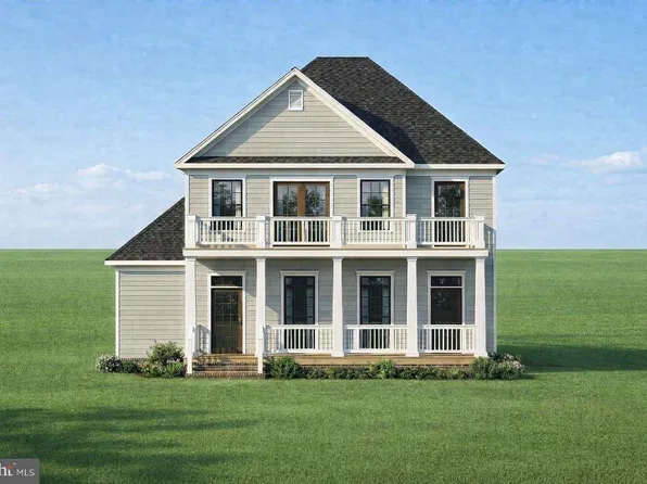 100 Canoe Pl, Montross, VA 22520