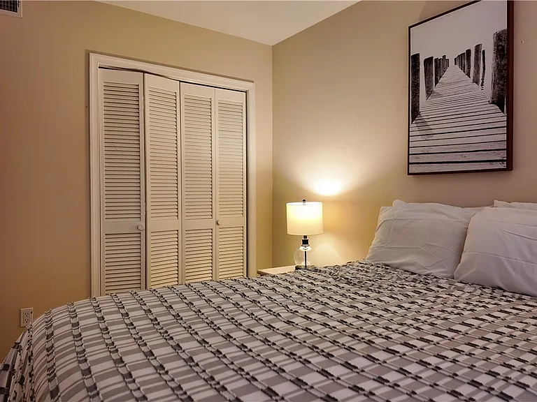 509 Roma Ct #108 — Photo 25