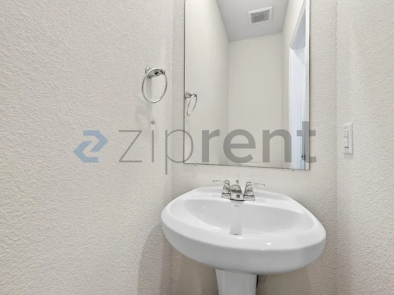 2130 Clarion Dr — Photo 28