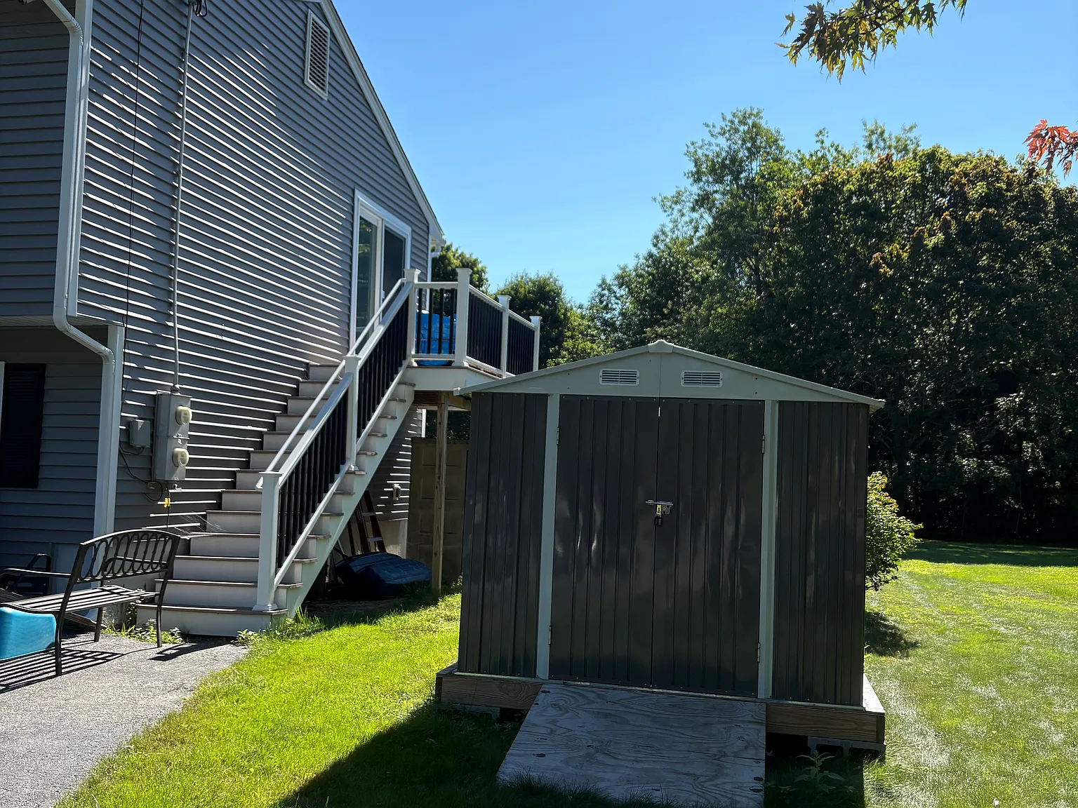 3 bed, 2200 sqft, $3,500 — Photo 2